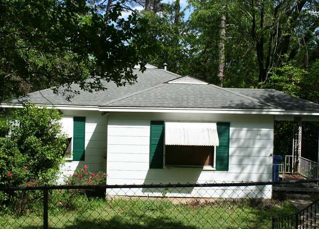 Property at 4146 16th Ave, Columbus, GA 31904, 2 beds, 1 bath