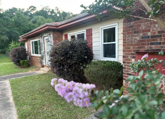 Property at 3942 Tommy Lee Cook Rd, Newnan, GA 30263, 4 beds, 1.5 baths