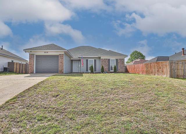 Property at 3015 Longmont Ln, Columbus, GA 31907, 4 beds, 2 baths