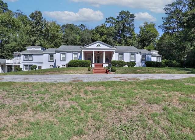 Property at 2120 Preston Dr, Columbus, GA 31906, 5 beds, 5 baths