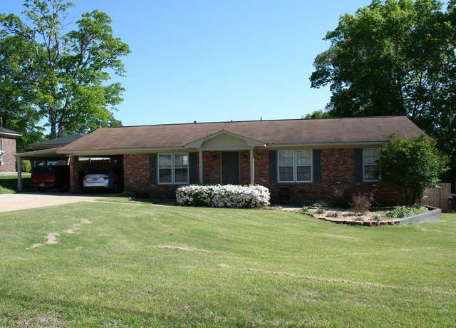 Property at 1632 Lokey Dr, Columbus, GA 31904, 3 beds, 2 baths