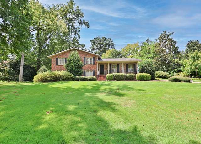 Property at 1806 Elmwood Dr, Columbus, GA 31906, 4 beds, 2.5 baths