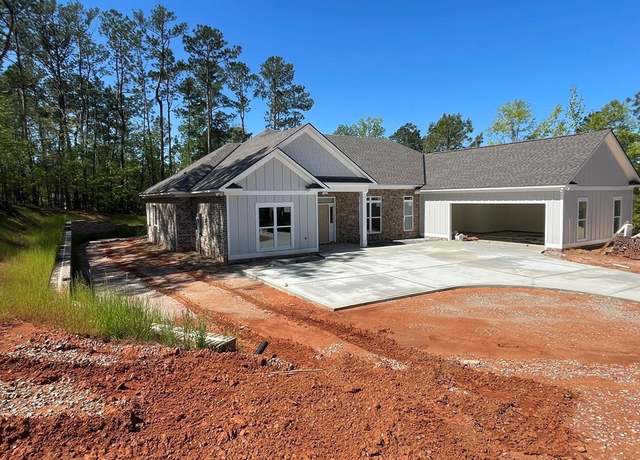 Property at 8033 Splendor Way, Columbus, GA 31904, 4 beds, 3 baths