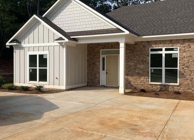 Property at 8033 Splendor Way, Columbus, GA 31904, 4 beds, 3 baths