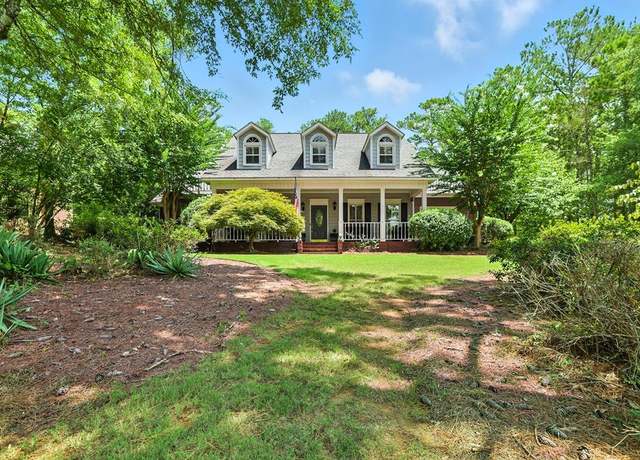 Property at 7526 River Crest Dr, Columbus, GA 31904, 4 beds, 3.5 baths