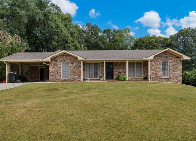 Property at 4946 Foxfire Dr, Columbus, GA 31909, 3 beds, 2 baths