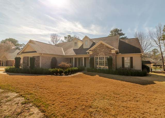 Property at 8056 Highlands Dr, Midland, GA 31820, 4 beds, 3 baths