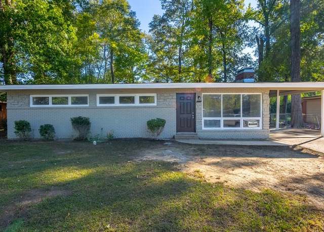 Property at 2474 Walker St, Columbus, GA 31903, 3 beds, 2 baths
