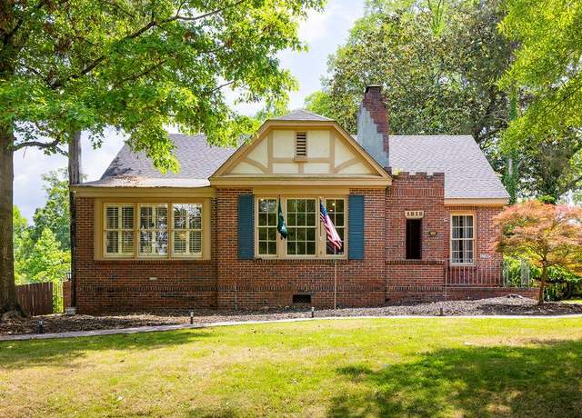 Property at 1818 Slade Dr, Columbus, GA 31901, 4 beds, 2 baths