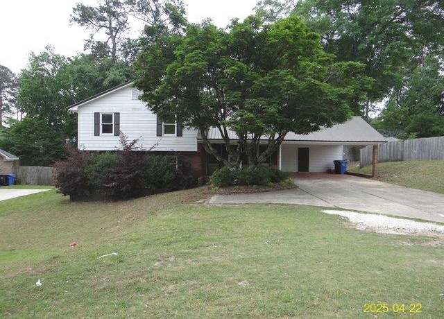 Property at 1616 Double Churches Rd, Columbus, GA 31904, 4 beds, 3 baths
