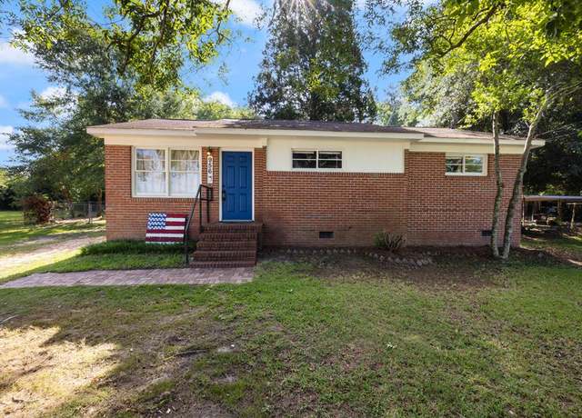 Property at 956 Lake Rushin Dr, Columbus, GA 31907, 3 beds, 1 bath