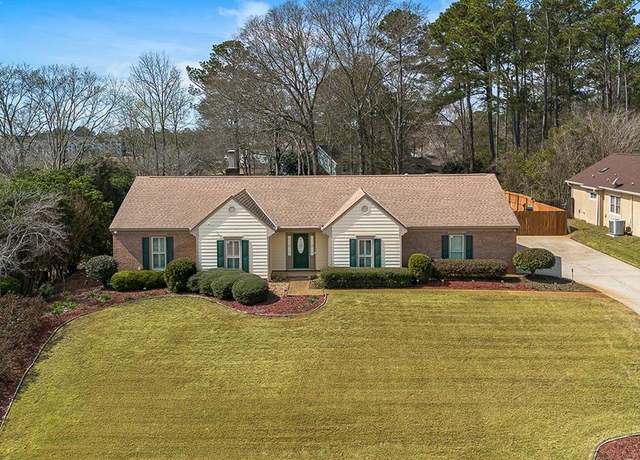 Property at 6711 Beaver Ct, Midland, GA 31820, 4 beds, 3 baths