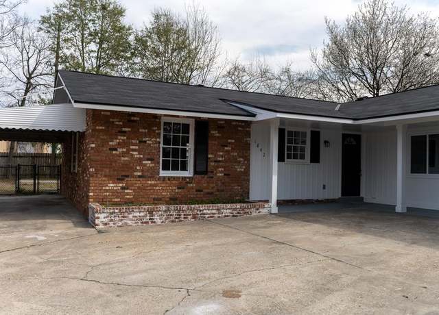 Property at 1842 Somerset Ave, Columbus, GA 31903, 3 beds, 2 baths