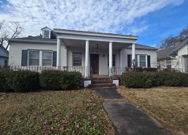 Property at 1215 18th Ave, Columbus, GA 31906, 3 beds, 2 baths