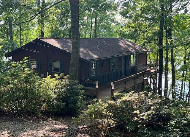 Property at 1744 Quail Hollow Dr, Hamilton, GA 31811, 4 beds, 3 baths