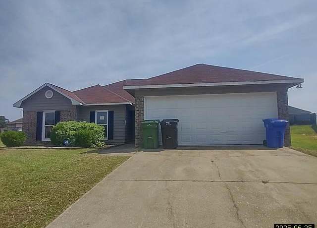 Property at 6123 Caribou Dr, Columbus, GA 31907, 4 beds, 2 baths