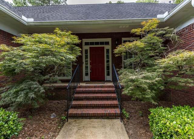 Property at 1149 Posey Ln, Columbus, GA 31904, 4 beds, 3.5 baths