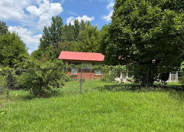 Property at 5035 Gibbs Dr, Columbus, GA 31907, 3 beds, 1.5 baths