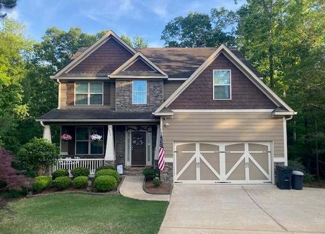 Property at 111 Oak Leaf Way, Hamilton, GA 31811, 4 beds, 3.5 baths