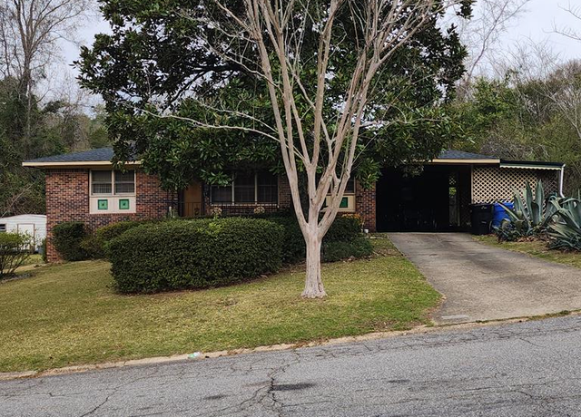 Property at 1035 Bedford Ave, Columbus, GA 31907, 3 beds, 1 bath