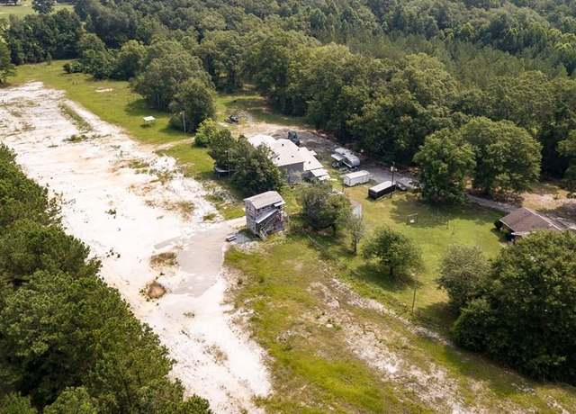 Property at 5018-3 US Highway 0080, Opelika, AL 36804, 4 beds, 1.5 baths
