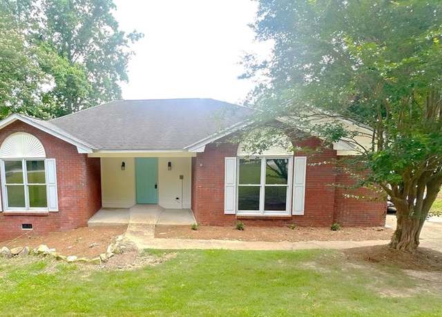 Property at 4658 Thoroughbred Ln, Columbus, GA 31909, 3 beds, 2 baths
