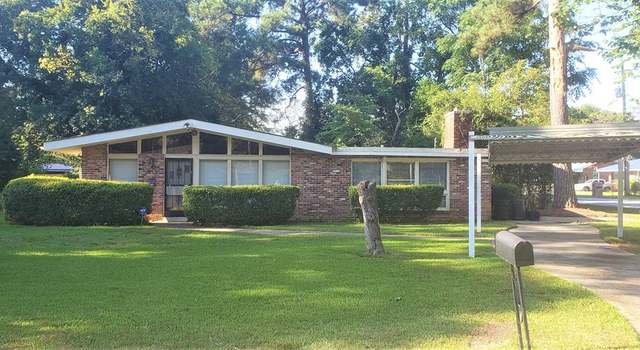 Photo of 3002 Colonial Dr, Columbus, GA 31903
