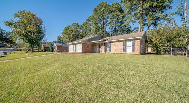 Photo of 5718 Jamestown Dr, Columbus, GA 31909