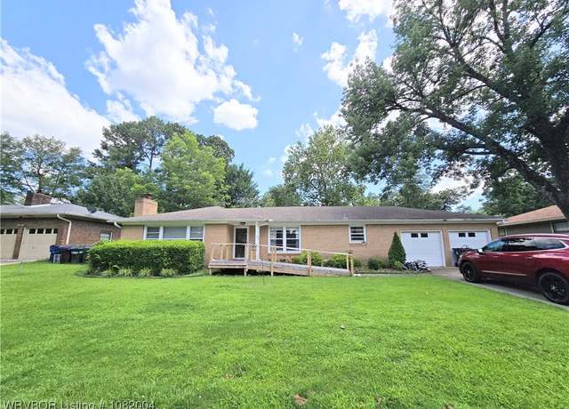 Property at 3516 Boston St, Fort Smith, AR 72903, 3 beds, 2 baths