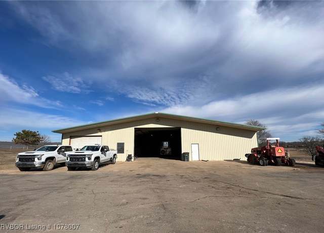 Property at 3005 W Redwood Ave, Sallisaw, OK 74955, 6 beds, 4 baths