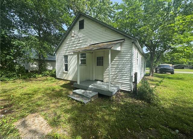 Property at 523 London St, Alma, AR 72921, 2 beds, 1 bath
