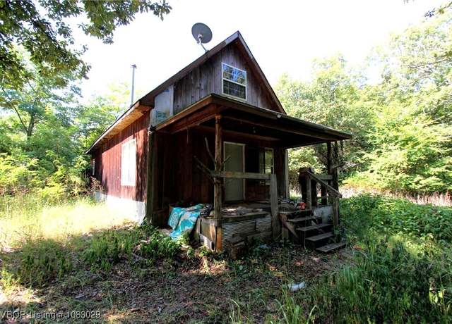 Property at 6510 Happy Hollow Rd, Chester, AR 72934, 2 beds, 1 bath