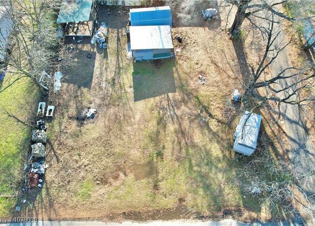 Property at 302 Morris Ave, Poteau, OK 74953