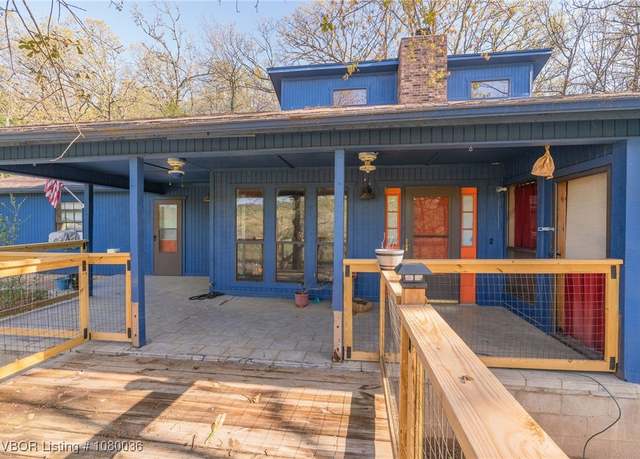 Property at 7701 Bear Hollow Rd, Fort Smith, AR 72916, 2 beds, 2 baths