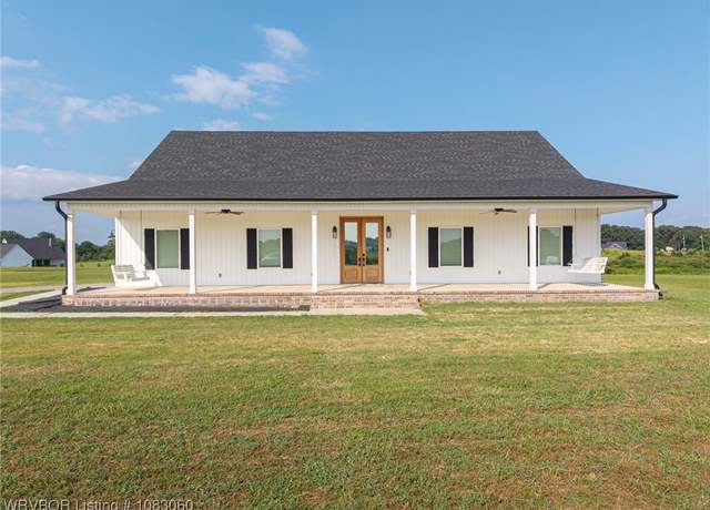 Property at 6427 Greig Ln, Van Buren, AR 72956, 3 beds, 2 baths
