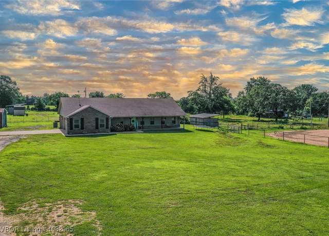 Property at 6562 Broadleaf Dr, Alma, AR 72921, 4 beds, 2 baths