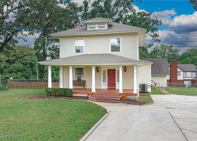 Property at 101 N Albert Pike Ave, Fort Smith, AR 72903, 4 beds, 3.5 baths