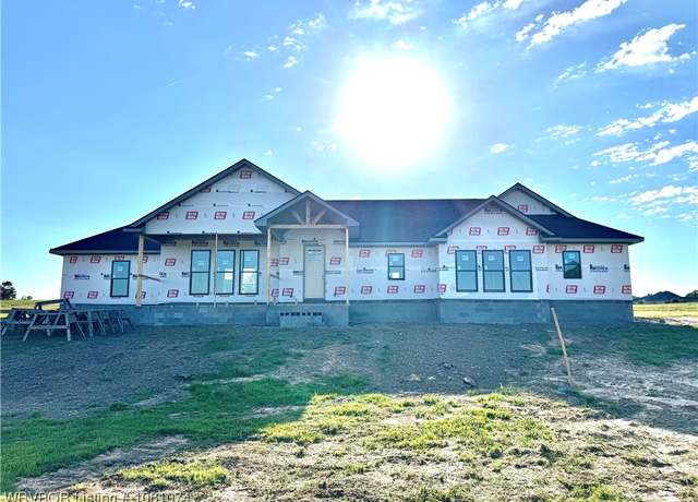 Property at 4223 Scott Farm Loop, Van Buren, AR 72956, 3 beds, 2.5 baths