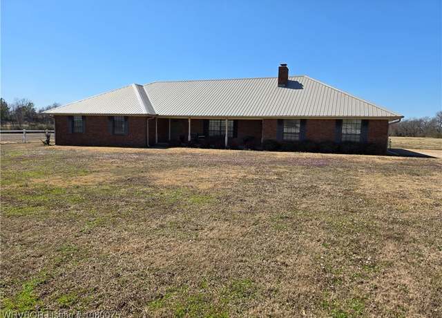 Property at 650 Paw Paw Rd, Roland, OK 74954, 3 beds, 2.5 baths