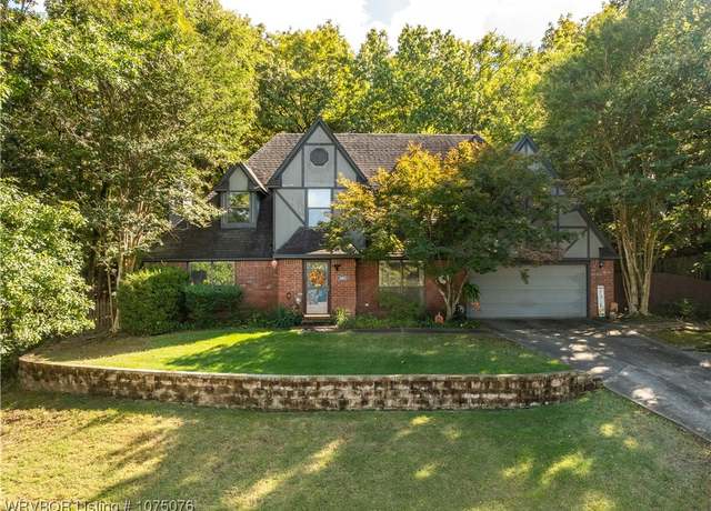 Property at 3405 29th Cir, Fort Smith, AR 72901, 3 beds, 2.5 baths