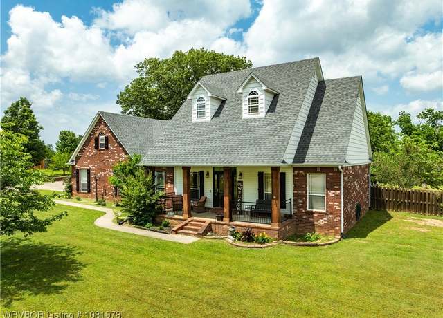 Property at 304 Stone Mountain Cir, Alma, AR 72921, 4 beds, 2.5 baths
