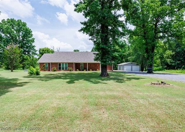 Property at 1204 Hollywood Pl, Lavaca, AR 72941, 3 beds, 2 baths