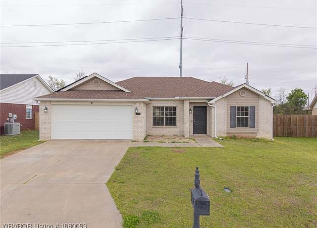 Property at 7700 Huntington Wy Way, Fort Smith, AR 72916, 3 beds, 2 baths