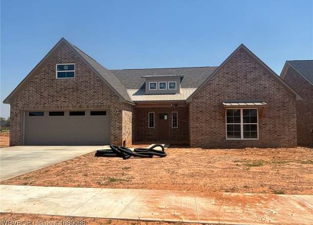 Property at 504 Waggoner Ln, Barling, AR 72923, 3 beds, 2 baths