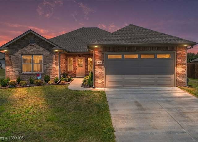Property at 310 Copsey Dr, Van Buren, AR 72956, 3 beds, 2 baths