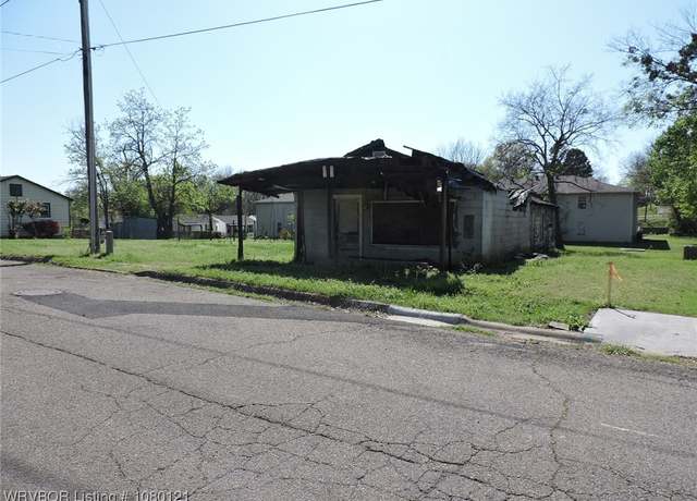 Property at 120 S 23rd St, Van Buren, AR 72956