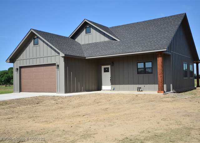 Property at 108714 S 4650 Rd, Sallisaw, OK 74955, 3 beds, 2 baths
