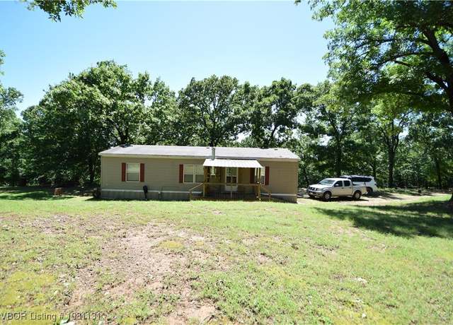 Property at 476318 E 1075 Rd, Muldrow, OK 74948, 3 beds, 2 baths