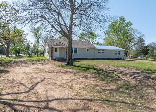 Property at 2436 Pine Hollow Rd, Van Buren, AR 72956, 3 beds, 2 baths