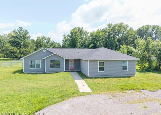 Property at 7404 Star Greig Dr, Alma, AR 72921, 5 beds, 2 baths